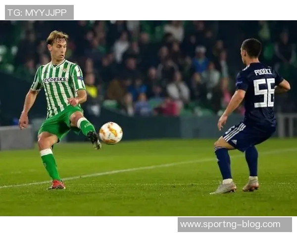 巴列卡诺主帅伊尼戈佩雷斯荣膺西甲十月最佳教练三战全胜成就辉煌 巴列卡诺主帅伊尼戈佩雷斯荣膺西甲十月最佳教练三战全胜成就辉煌