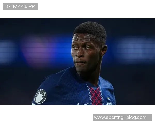 法媒报道努诺门德斯回归训练场复出时间仍未确定