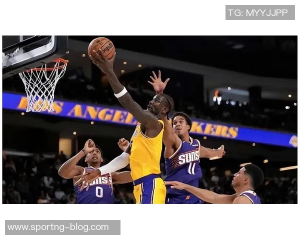 艾顿季前赛表现不佳仅出场21分钟正负值惨遭25创生涯新低